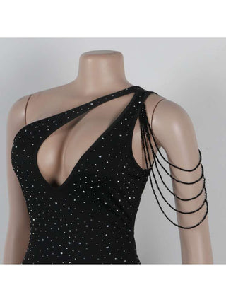 Vestido mini de un solo hombro con cuentas y huecos