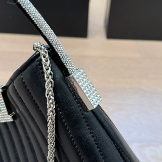 Black Casual Daily Letters Chains Bags